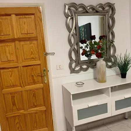 Dream Central Plaza Apartment